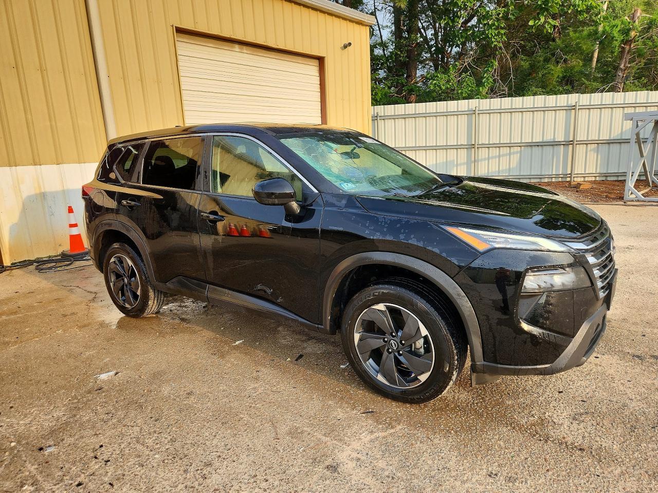 2025 NISSAN ROGUE SV — снимка 4