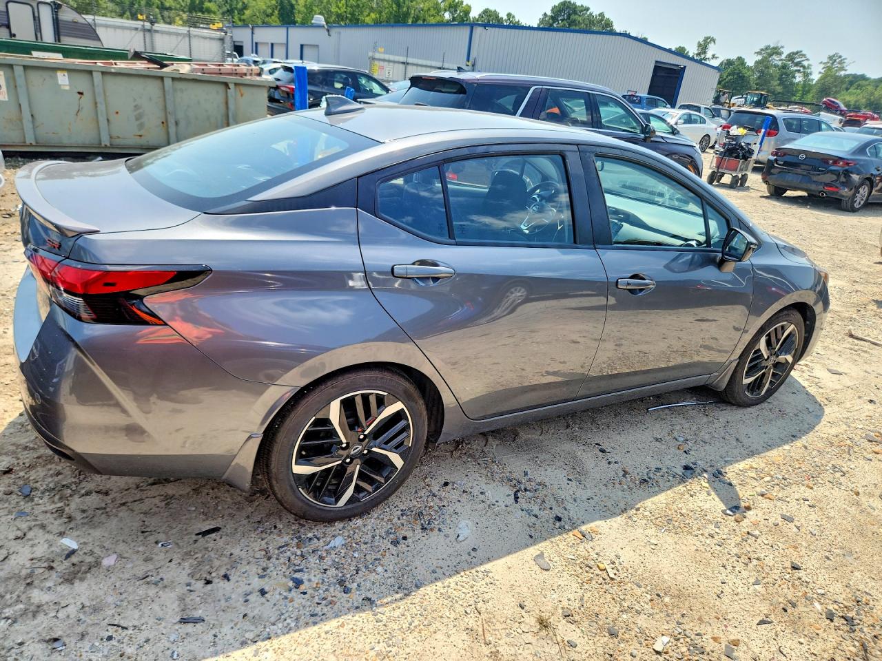 2025 NISSAN VERSA SR — снимка 3