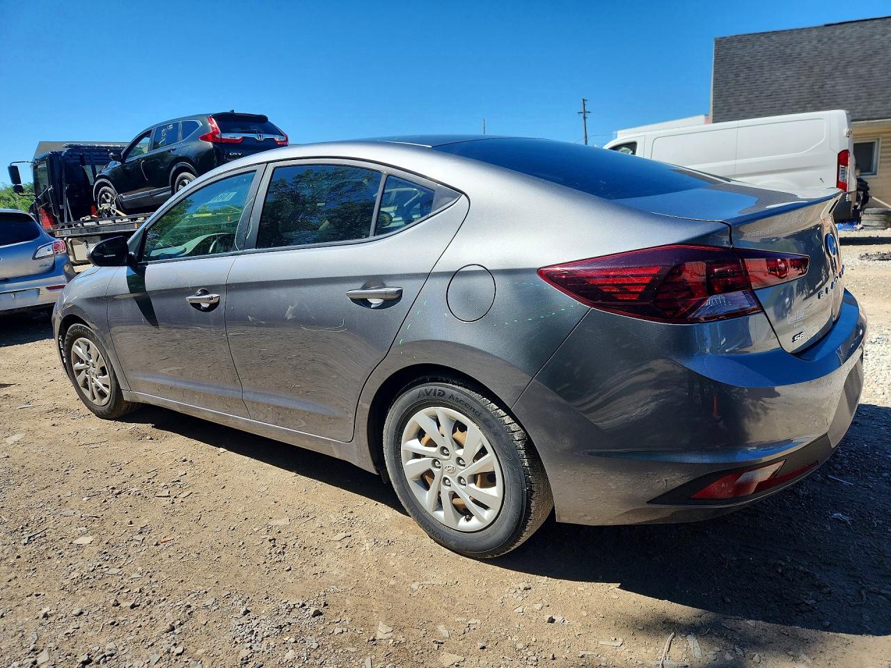 2019 HYUNDAI ELANTRA SE — снимка 2