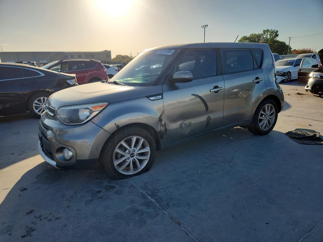 2018 KIA SOUL +