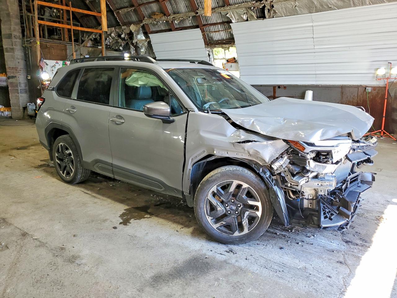 2025 SUBARU FORESTER LIMITED — снимка 4