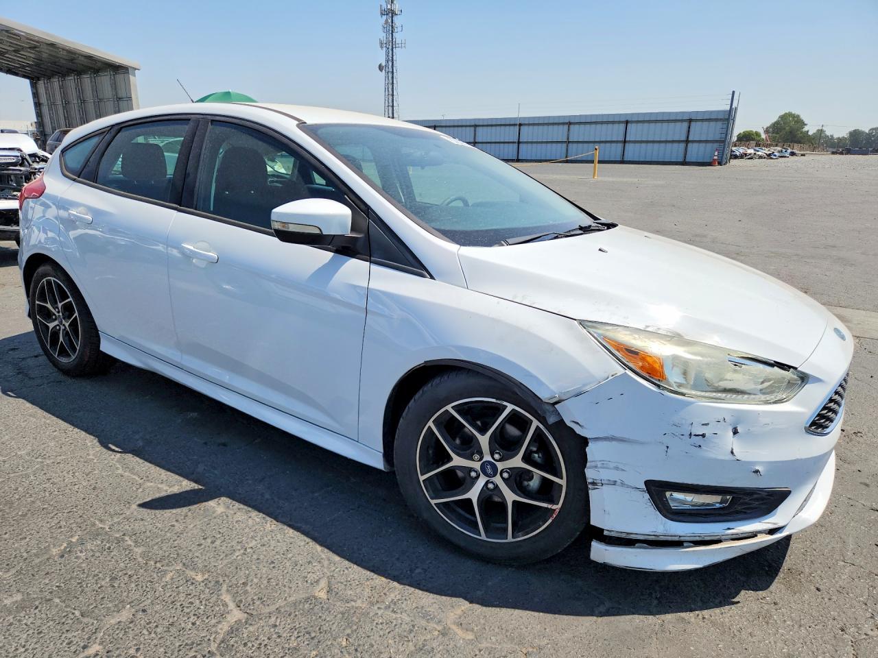 2015 FORD FOCUS SE — снимка 4