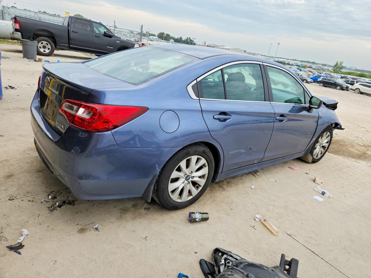 2017 SUBARU LEGACY 2.5I — снимка 3