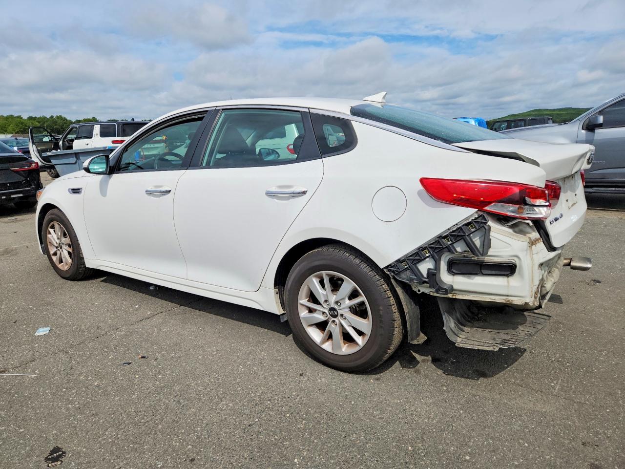 2018 KIA OPTIMA LX — снимка 2
