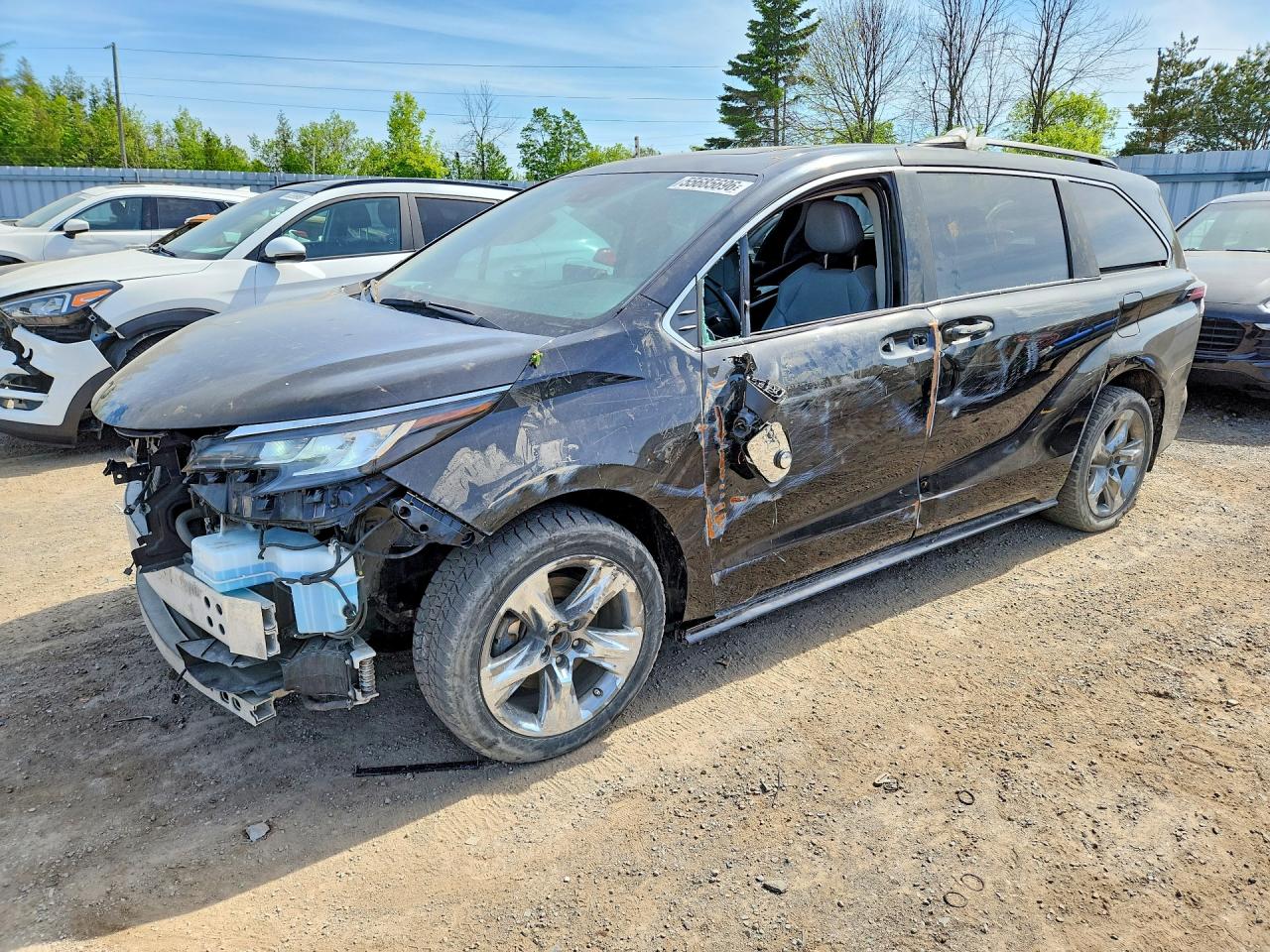 2022 TOYOTA SIENNA LE