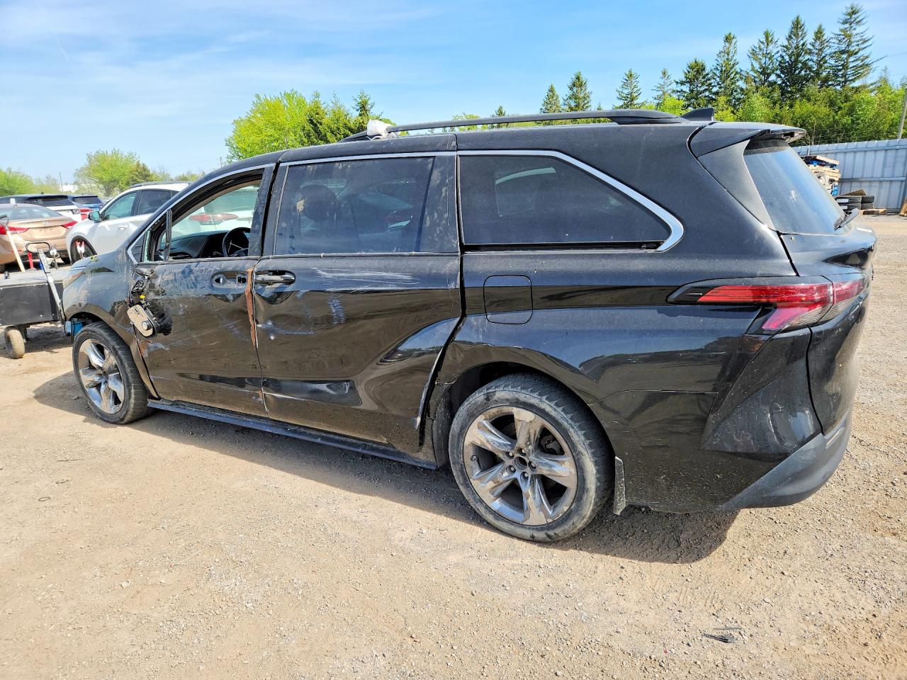 2022 TOYOTA SIENNA LE — снимка 2