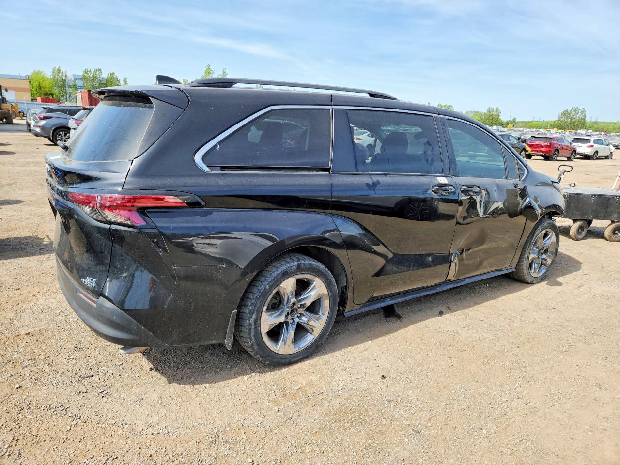 2022 TOYOTA SIENNA LE — снимка 3