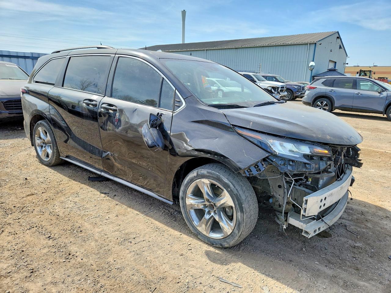 2022 TOYOTA SIENNA LE — снимка 4