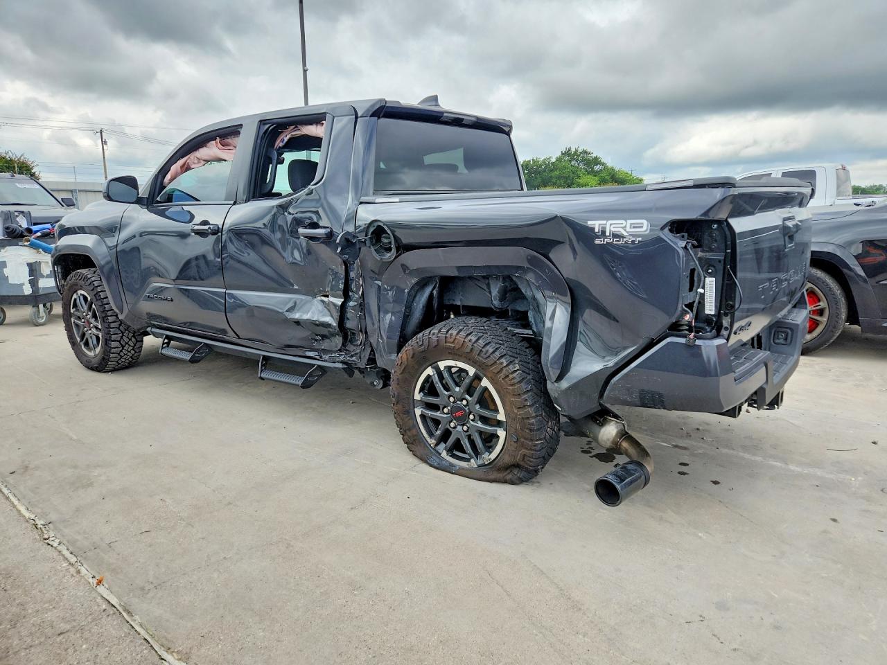 2025 TOYOTA TACOMA TRD SPORT — снимка 2