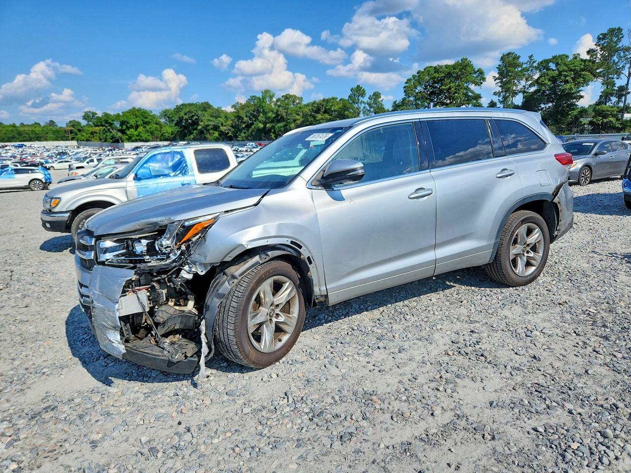 2017 TOYOTA HIGHLANDER LIMITED