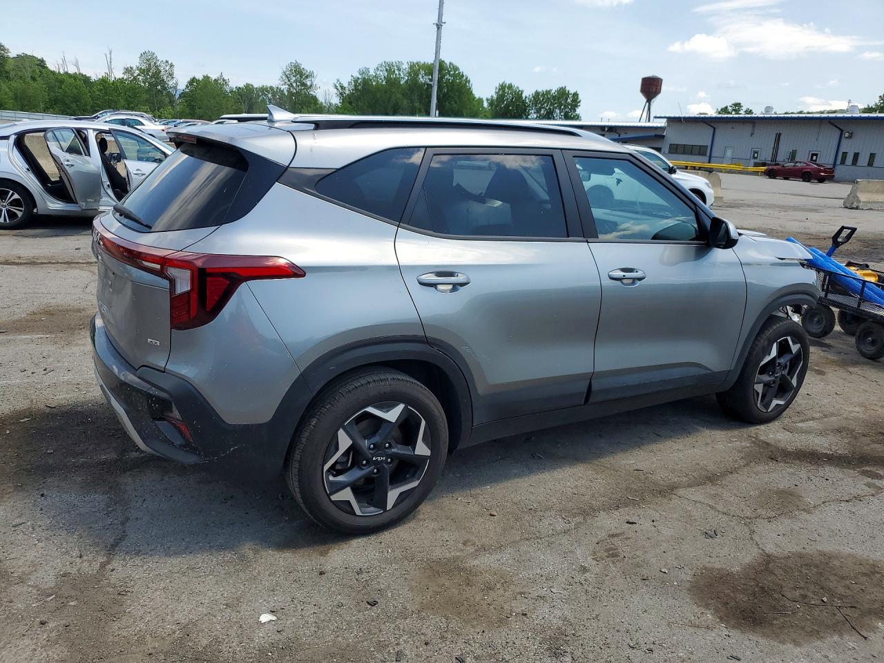 2025 KIA SELTOS S — снимка 3