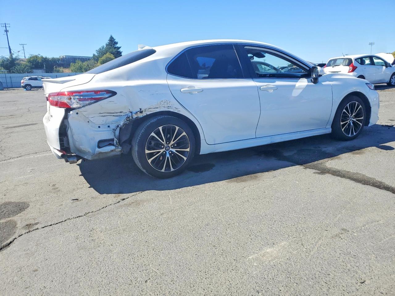 2019 TOYOTA CAMRY SE — снимка 4