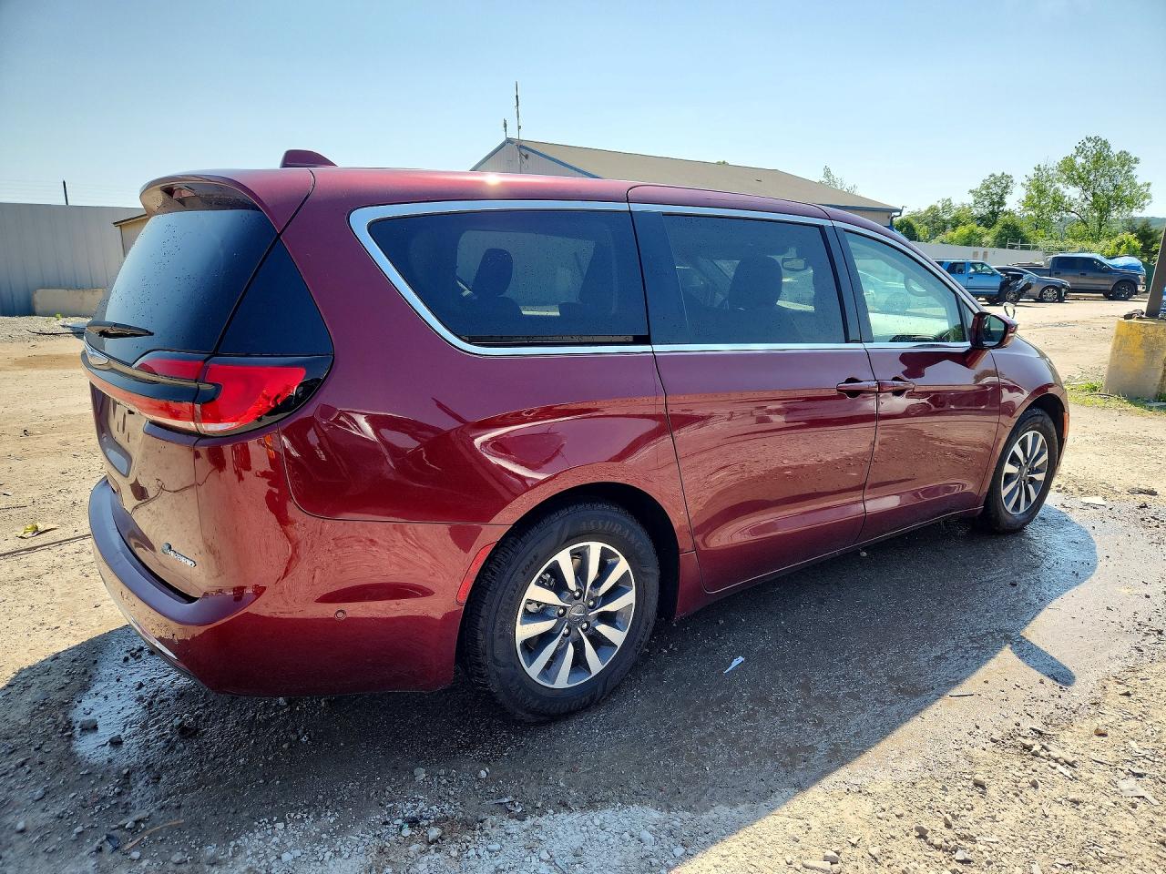 2022 CHRYSLER PACIFICA HYBRID TOURING L — снимка 3