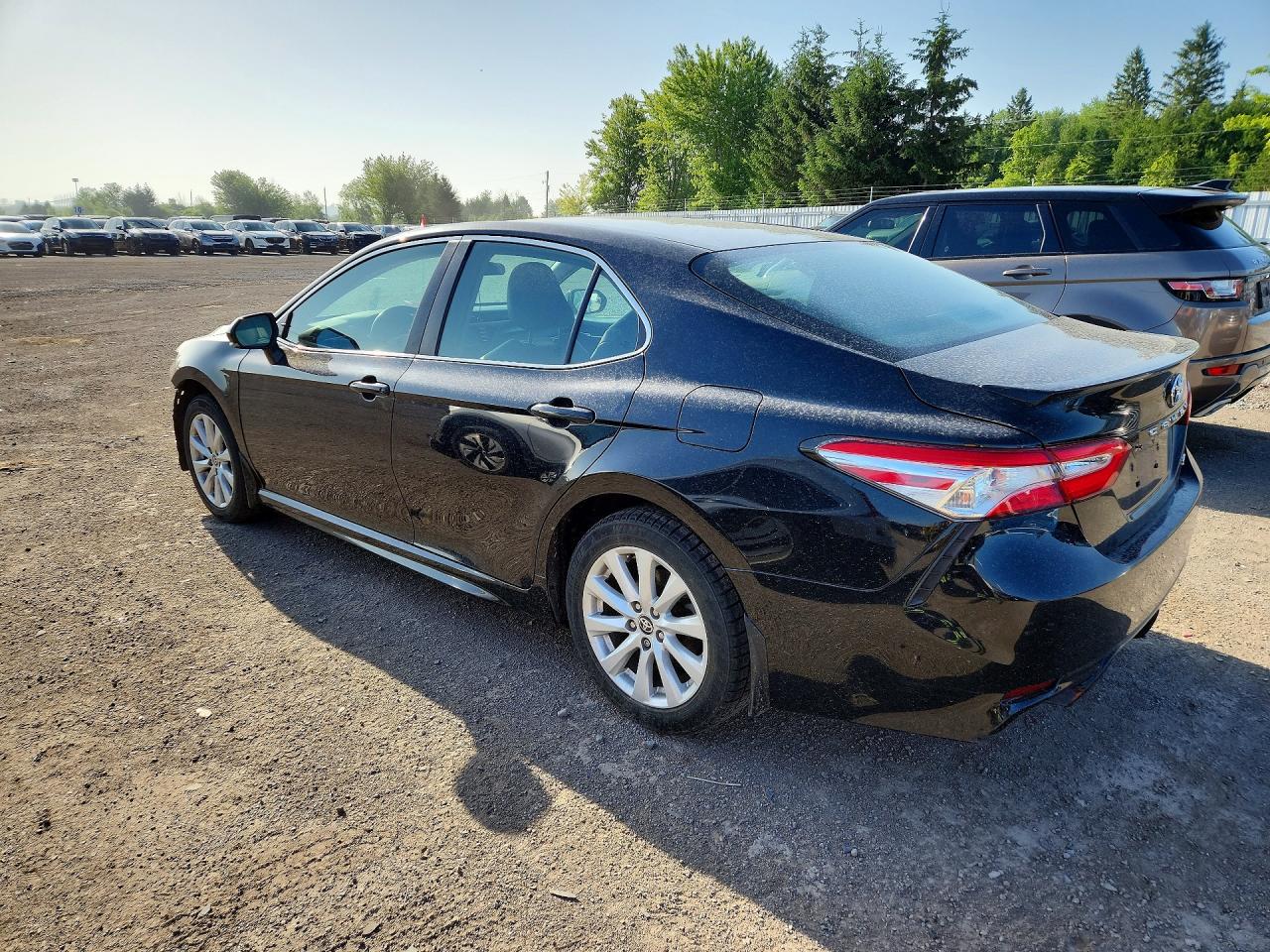 2020 TOYOTA CAMRY SE — снимка 2