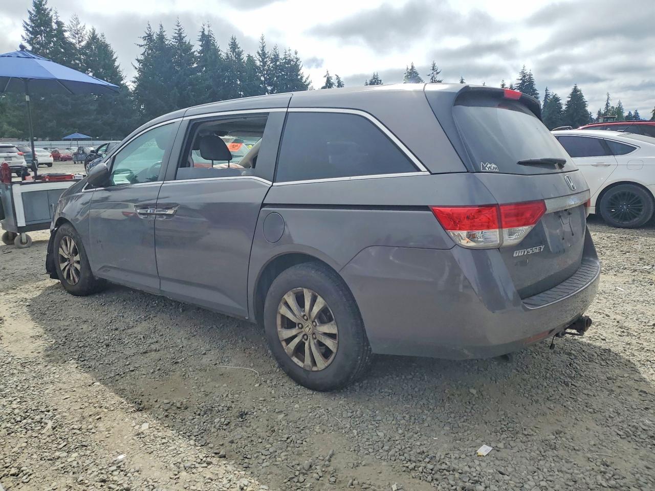 2016 HONDA ODYSSEY EXL — снимка 2