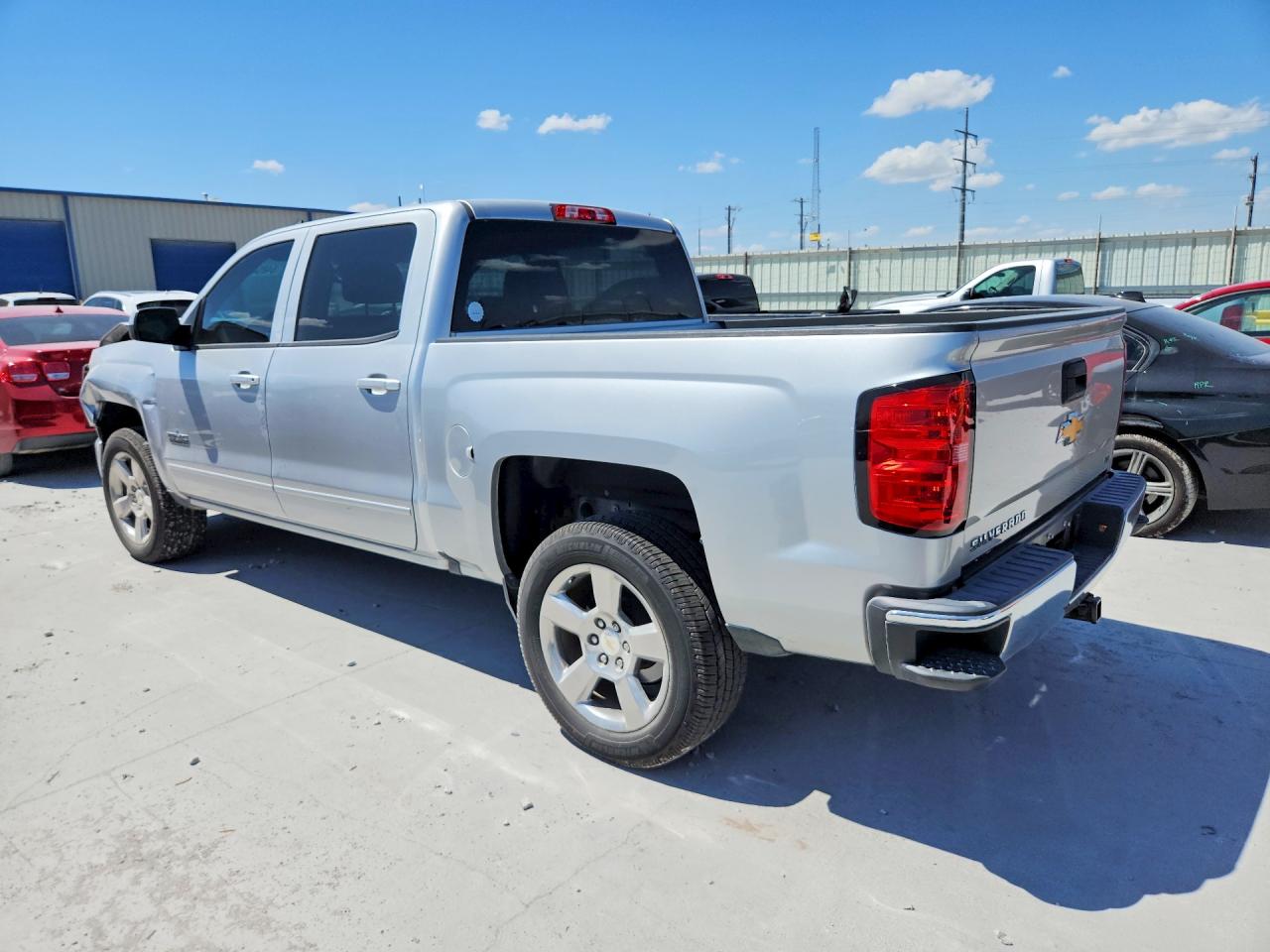 2018 CHEVROLET SILVERADO C1500 LT — снимка 2