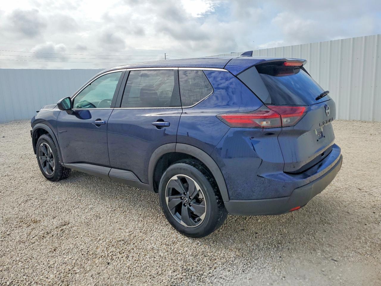 2025 NISSAN ROGUE SV — снимка 2