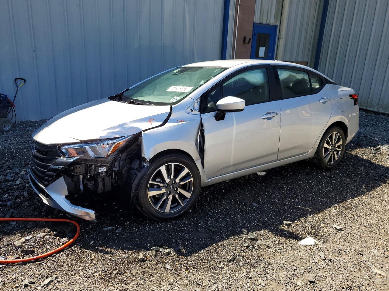 2024 NISSAN VERSA SV