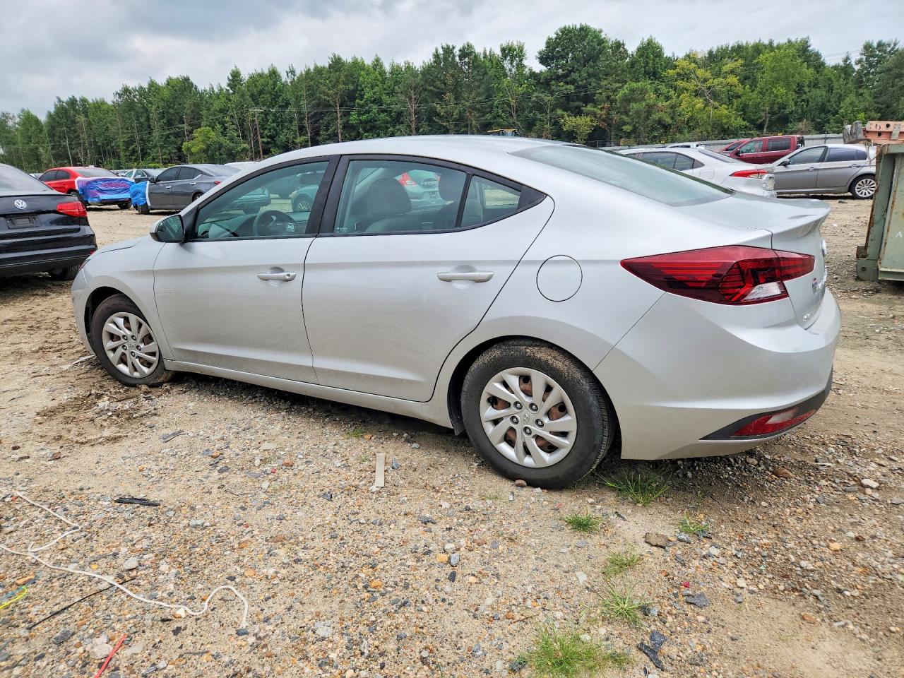2019 HYUNDAI ELANTRA SE — снимка 2
