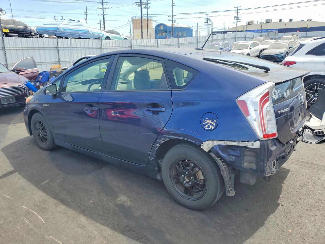 2015 TOYOTA PRIUS THREE — снимка 2