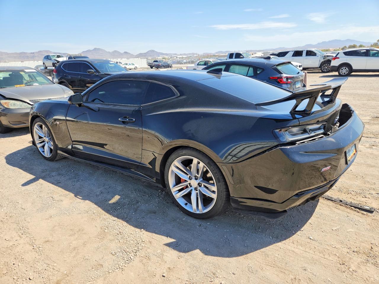 2017 CHEVROLET CAMARO SS — снимка 2