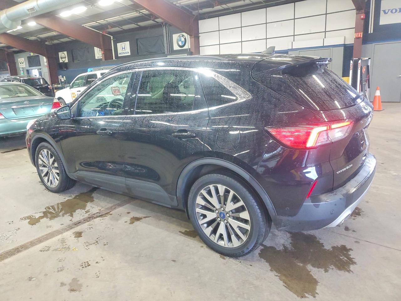 2020 FORD ESCAPE TITANIUM — снимка 2