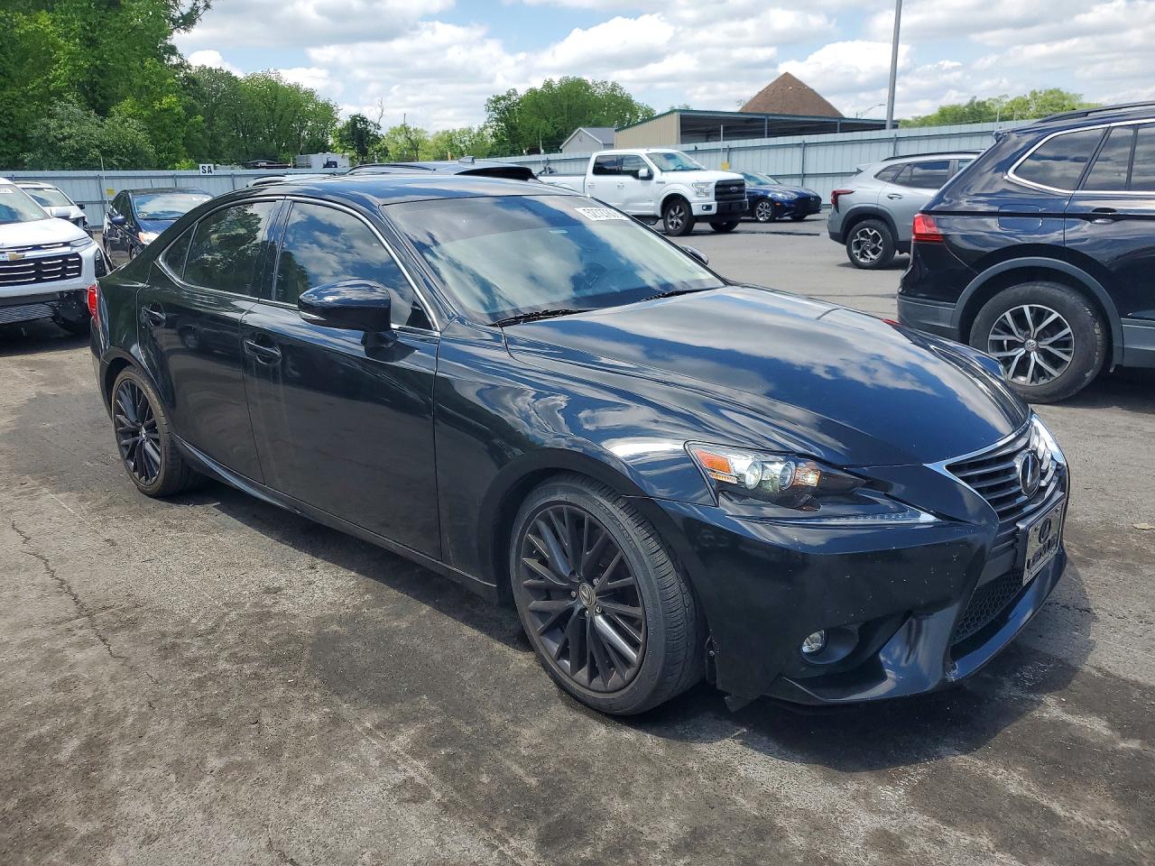 2016 LEXUS IS 300 — снимка 4