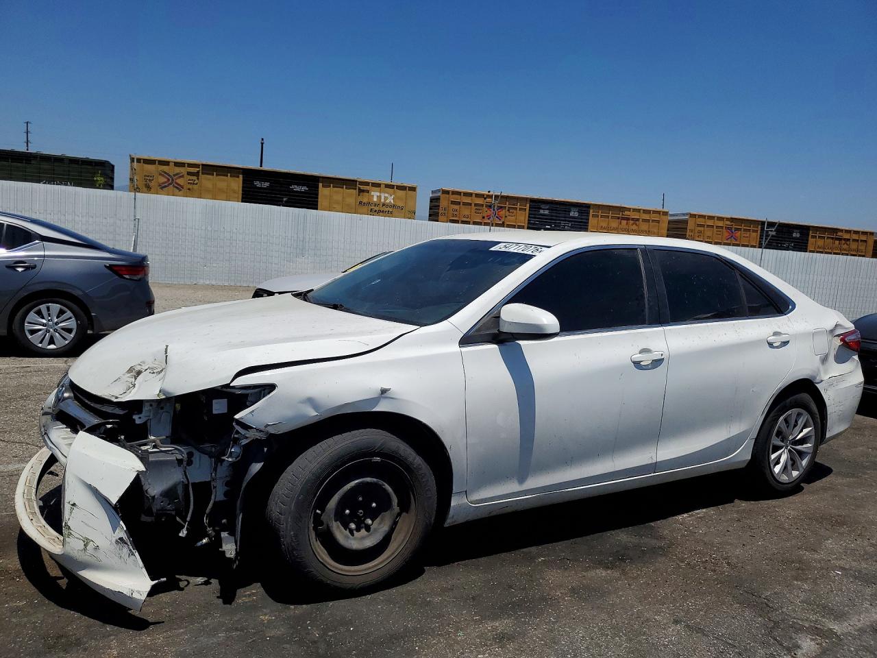 2015 TOYOTA CAMRY LE