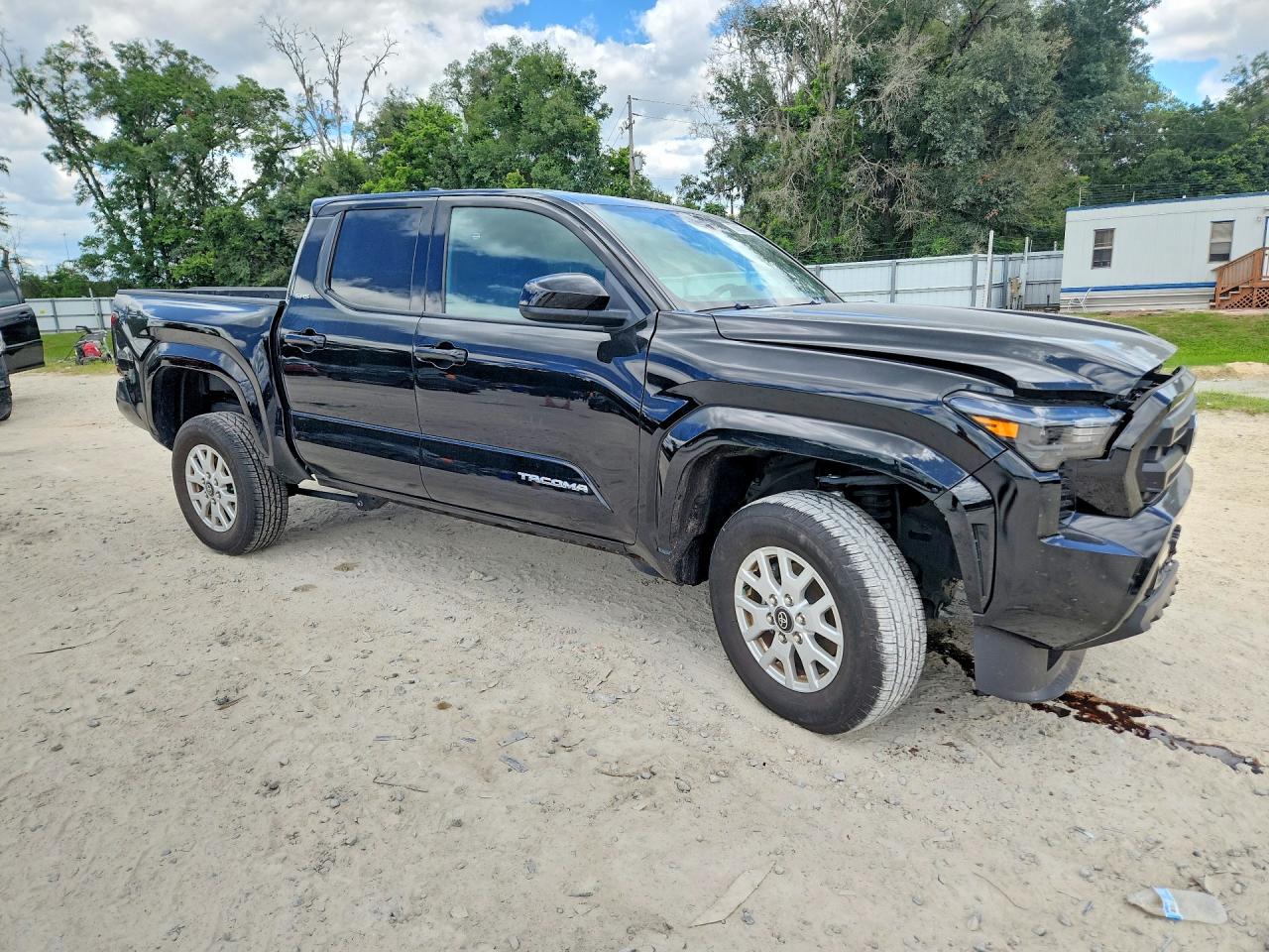 2025 TOYOTA TACOMA SR5 — снимка 4