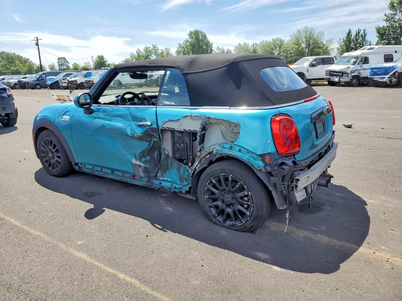 2017 MINI COOPER S — снимка 2