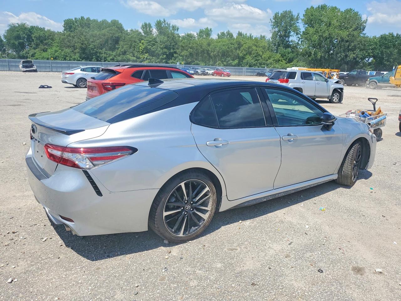 2019 TOYOTA CAMRY XSE — снимка 3