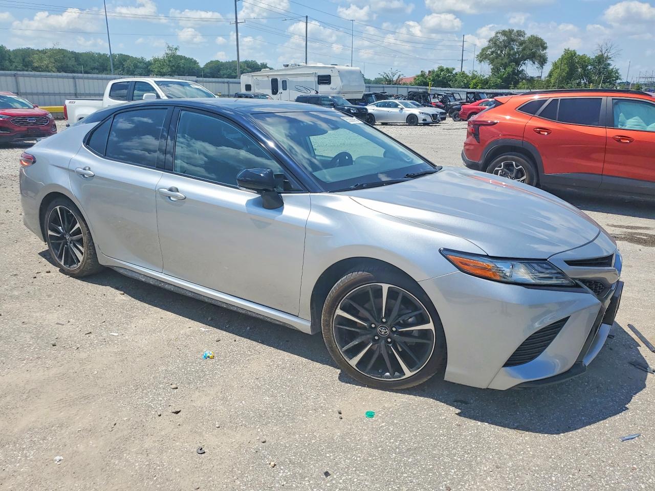 2019 TOYOTA CAMRY XSE — снимка 4