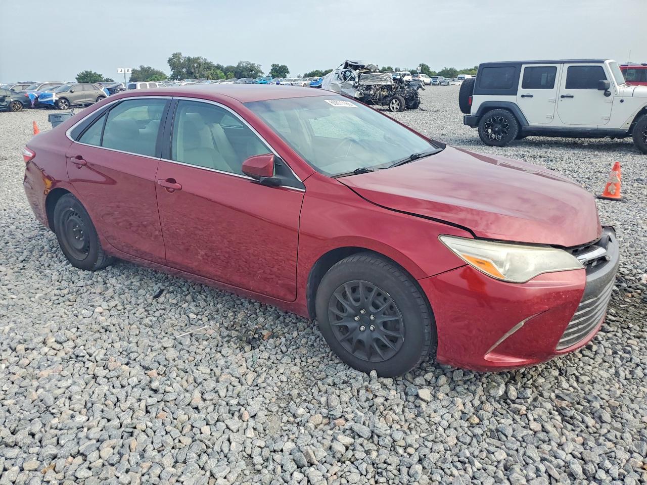 2015 TOYOTA CAMRY LE — снимка 4
