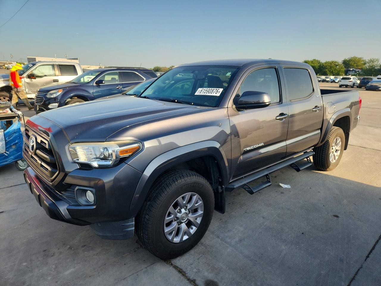 2017 TOYOTA TACOMA SR5 V6