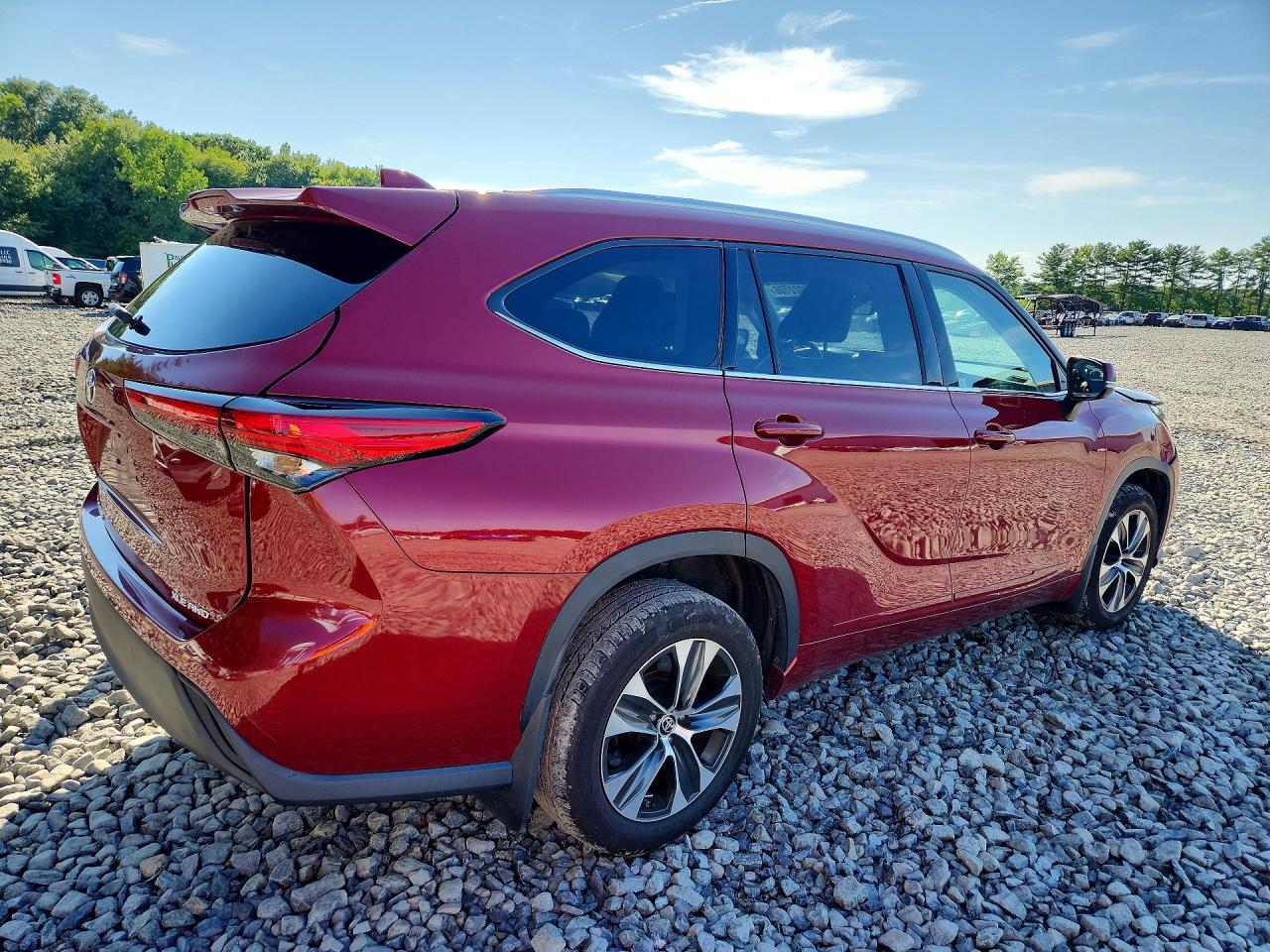 2021 TOYOTA HIGHLANDER XLE — снимка 3