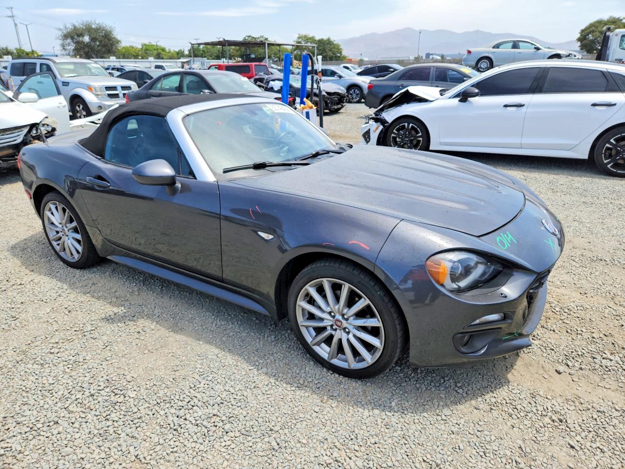 2019 FIAT 124 SPIDER CLASSICA — снимка 4