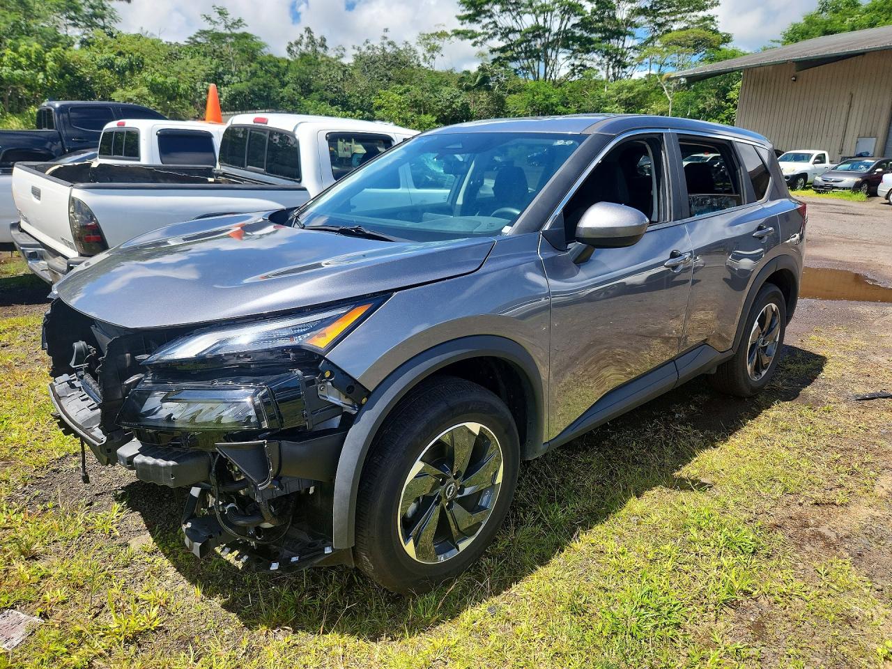 2025 NISSAN ROGUE SV