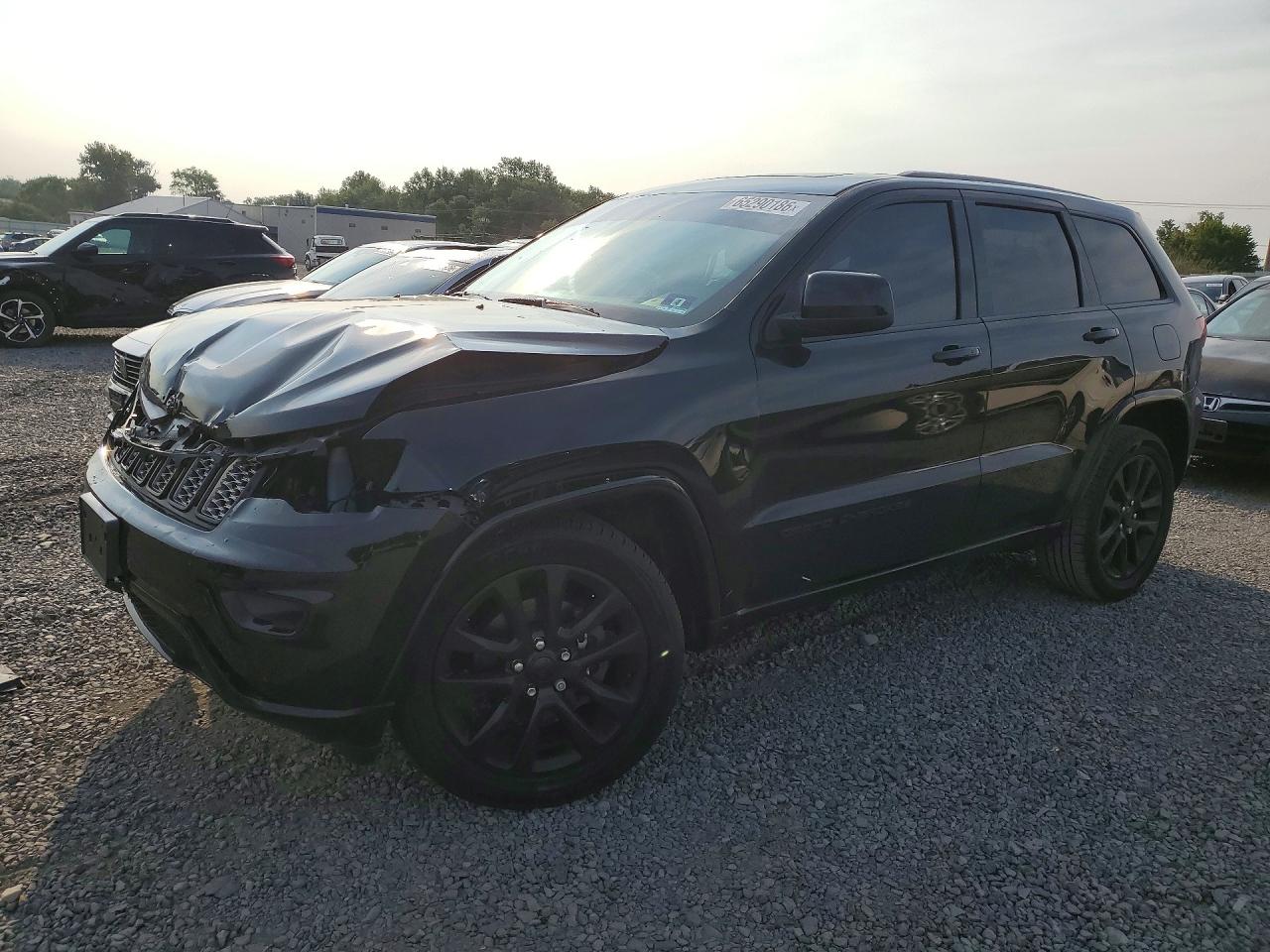 2019 JEEP GRAND CHEROKEE LAREDO