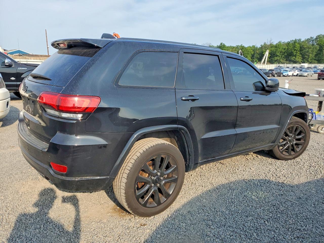 2019 JEEP GRAND CHEROKEE LAREDO — снимка 3