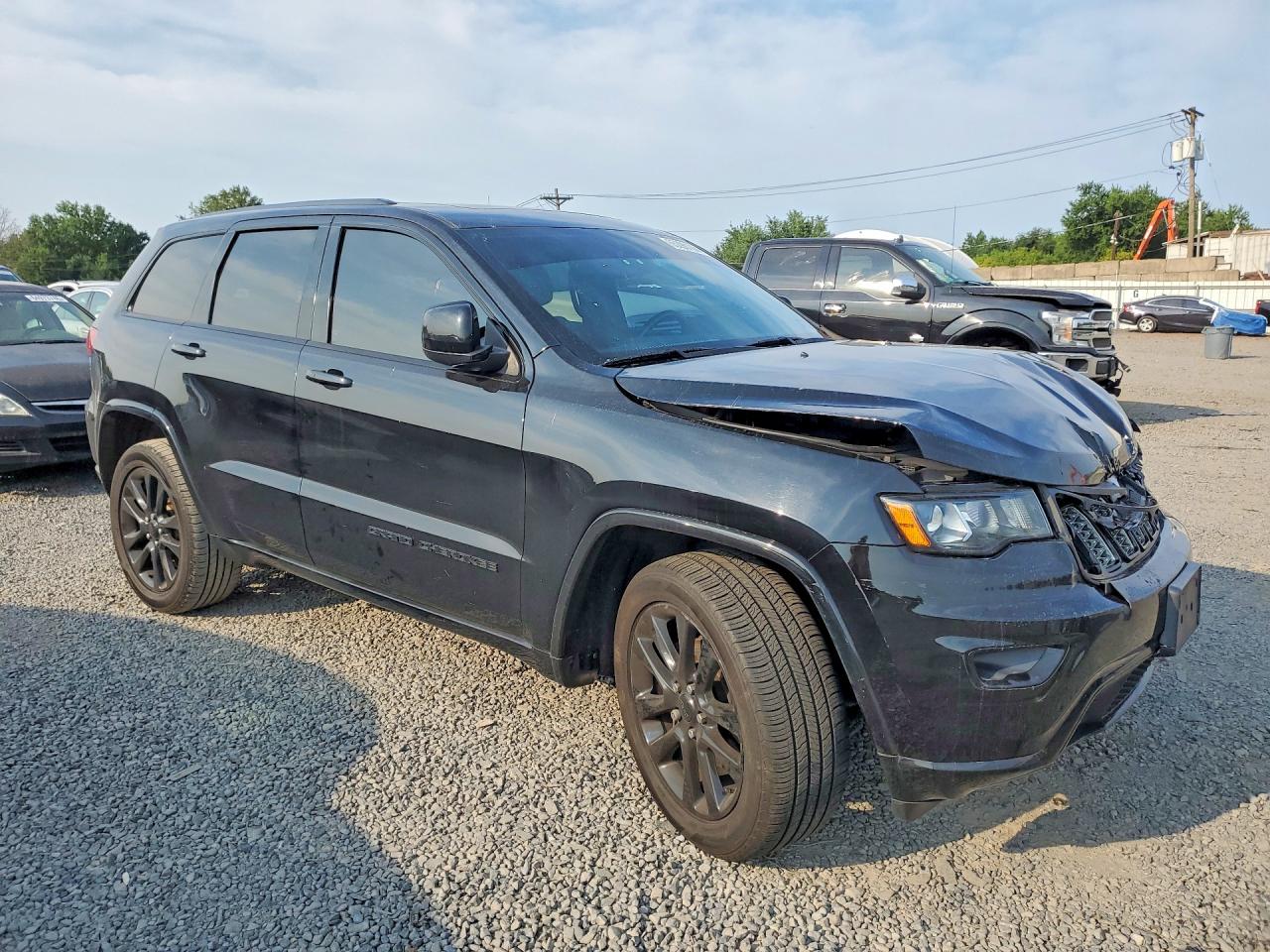 2019 JEEP GRAND CHEROKEE LAREDO — снимка 4