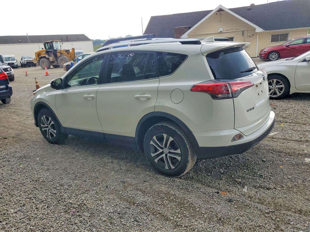 2016 TOYOTA RAV4 LE — снимка 2