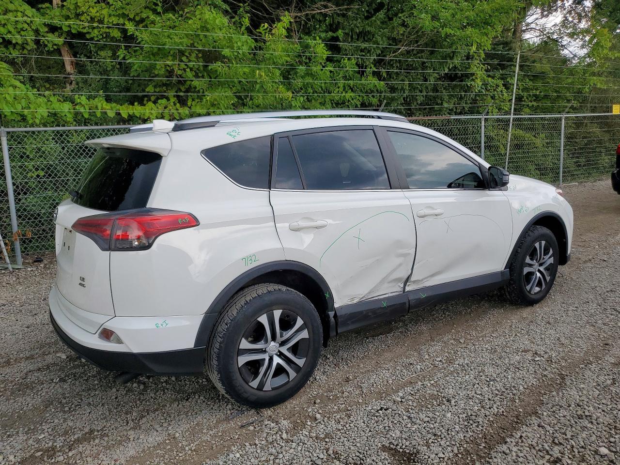 2016 TOYOTA RAV4 LE — снимка 3