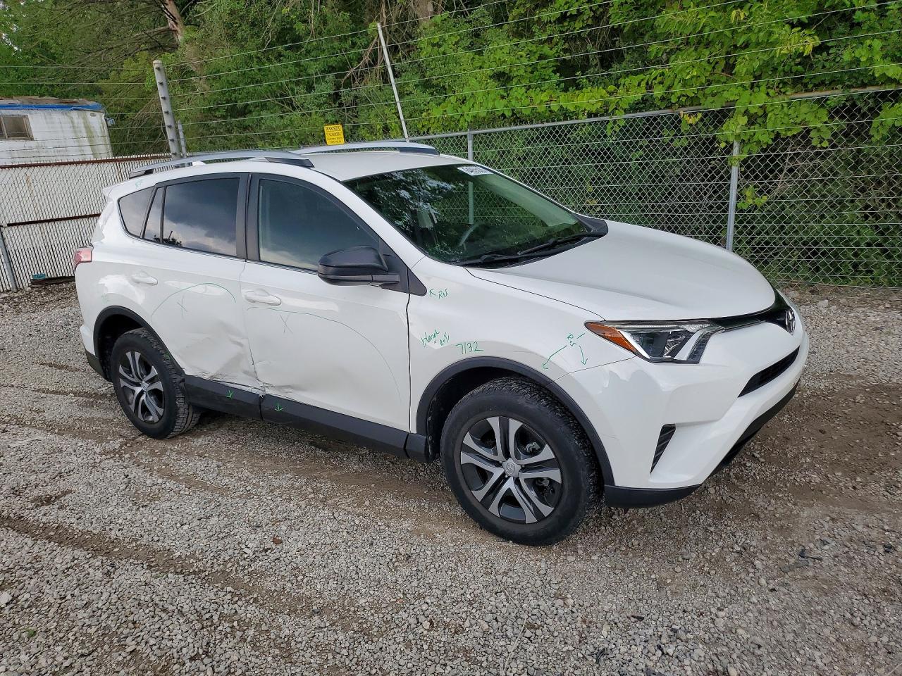 2016 TOYOTA RAV4 LE — снимка 4