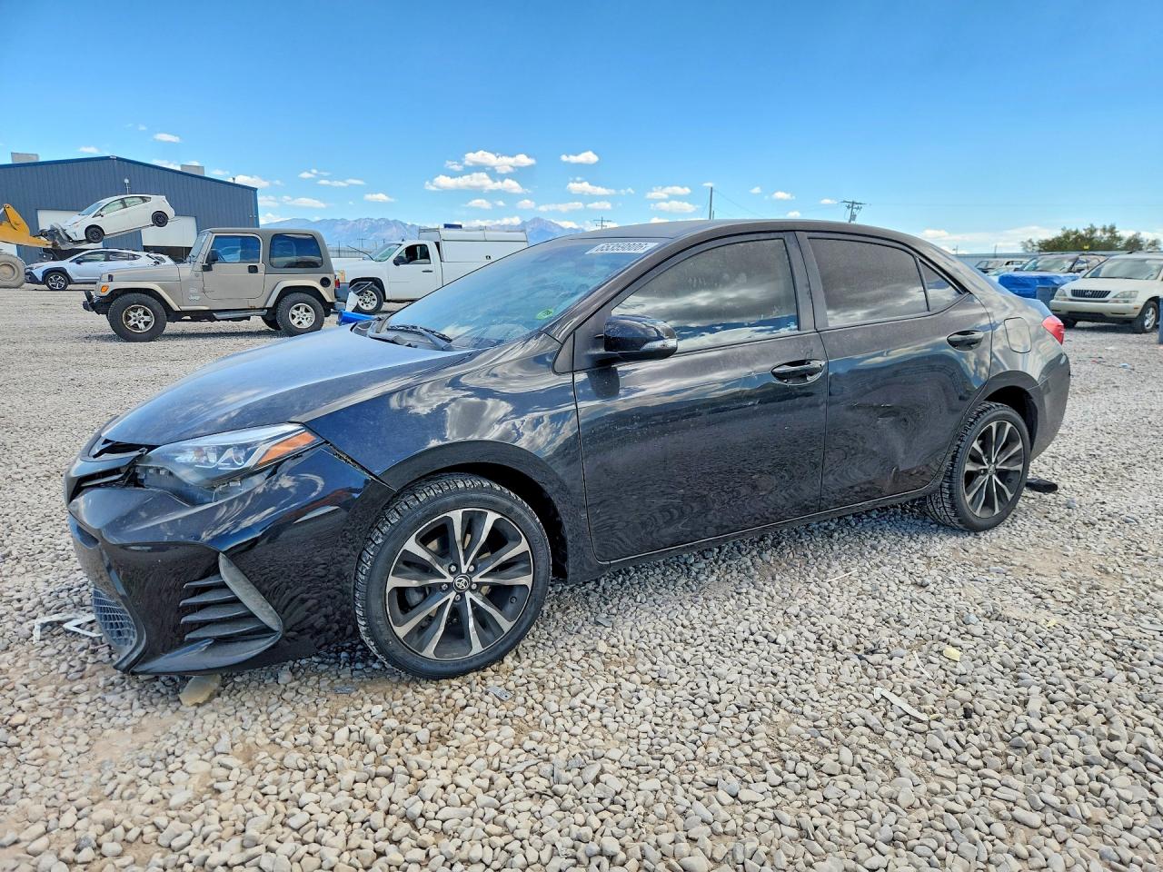 2017 TOYOTA COROLLA SE