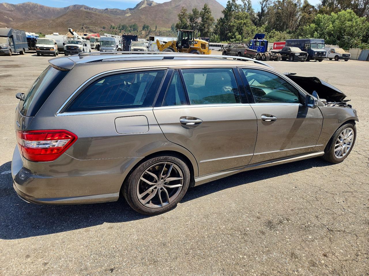 2013 MERCEDES-BENZ E 350 4MATIC WAGON — снимка 3