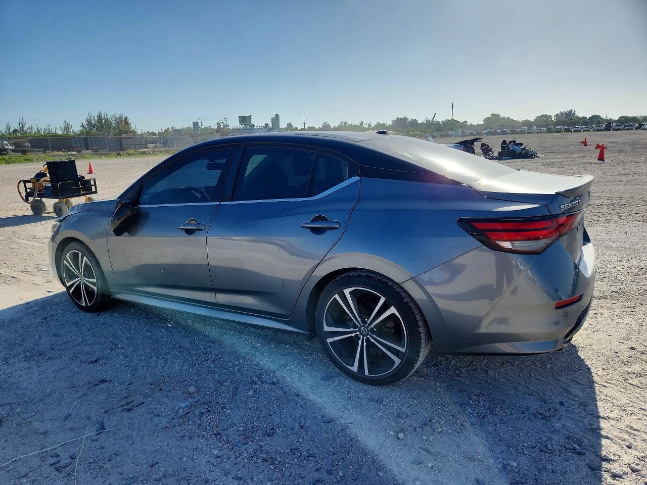 2020 NISSAN SENTRA SR — снимка 2