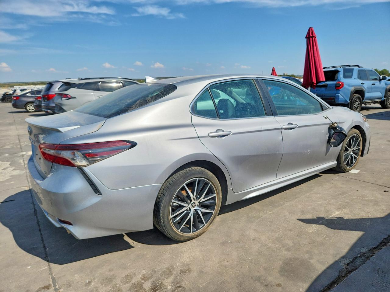 2022 TOYOTA CAMRY SE — снимка 3