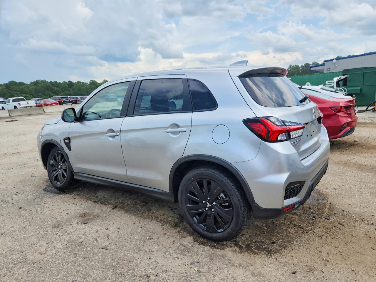 2026 MITSUBISHI OUTLANDER SPORT S/SE — снимка 2