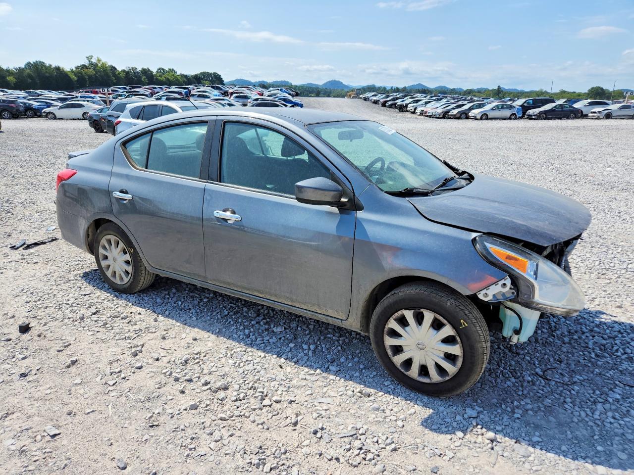 2018 NISSAN VERSA SV — снимка 4