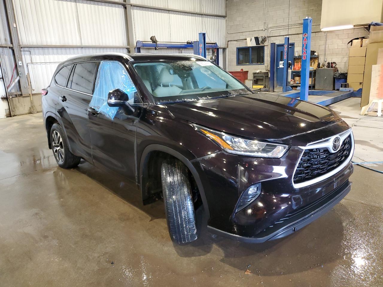 2021 TOYOTA HIGHLANDER XLE — снимка 4